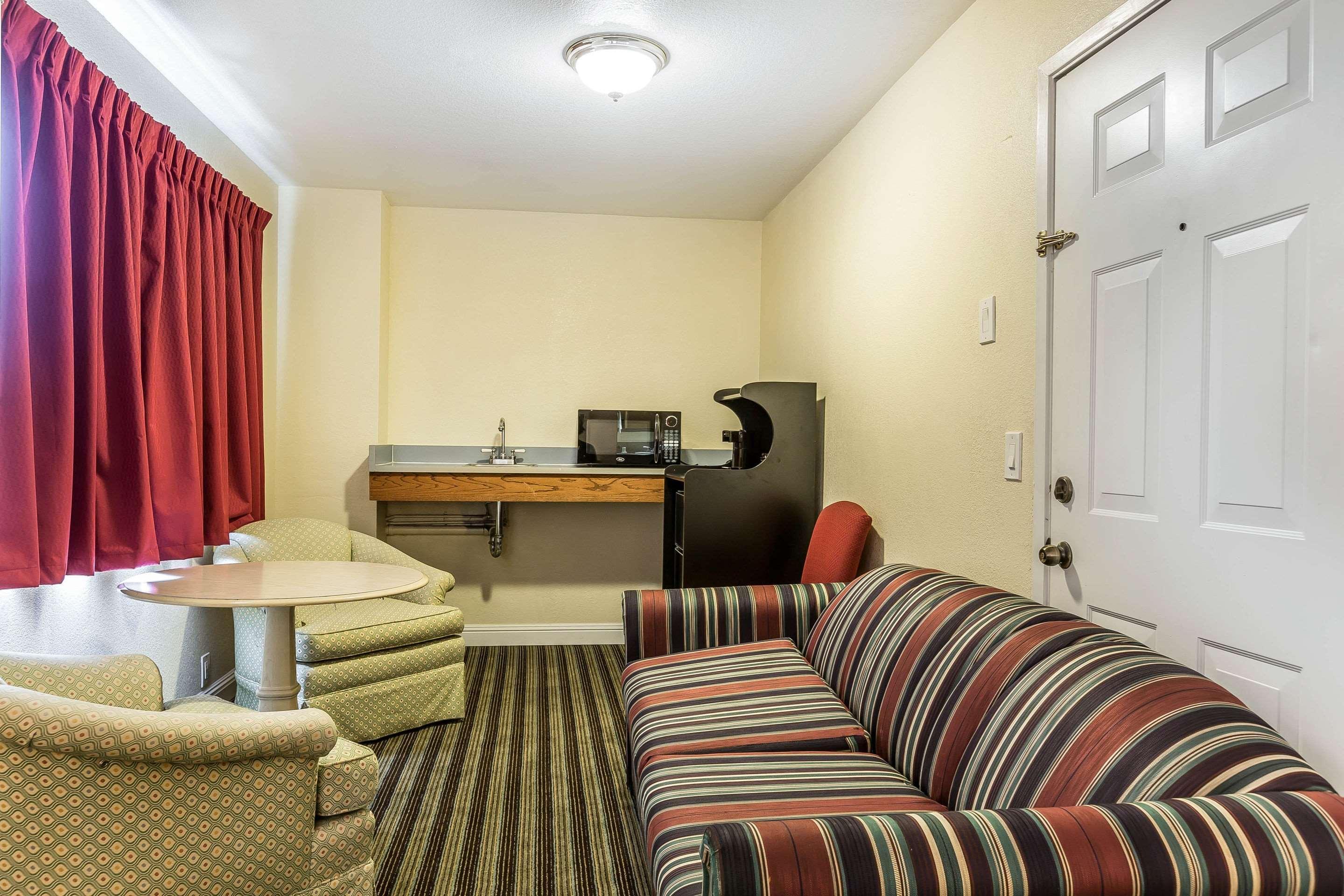 Quality Inn Salinas Esterno foto